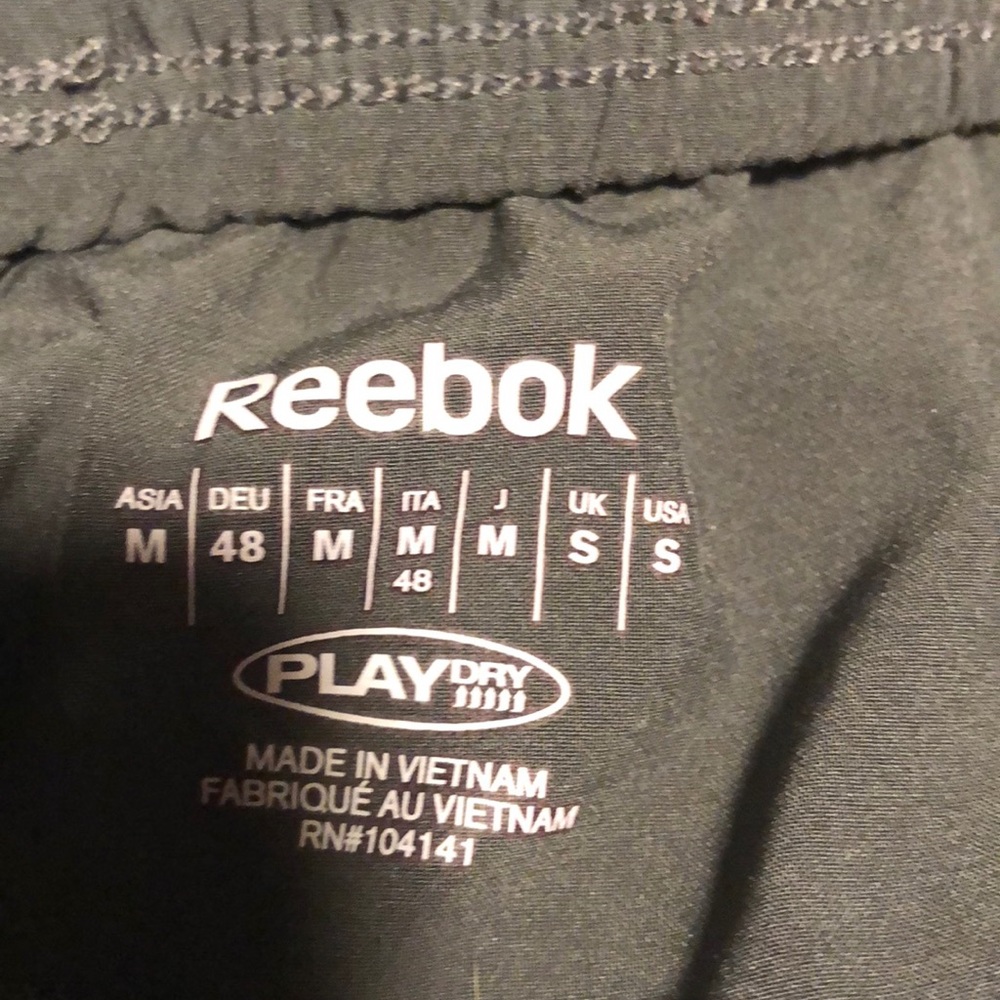 Men’s Reebok joggers - Picture 3 of 3